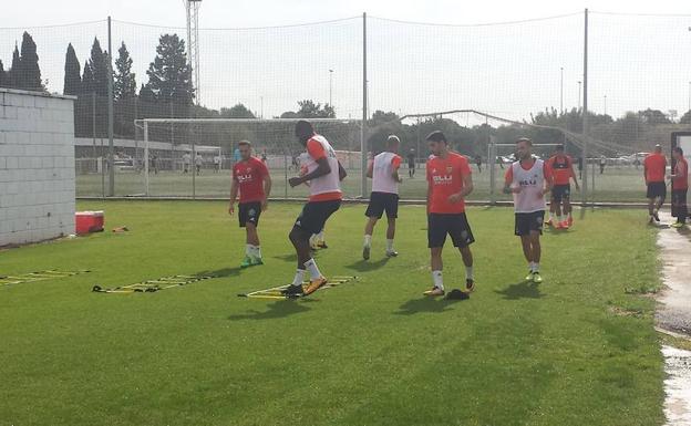 Valencia CF | Sin Orellana y con Badal y Berenguer