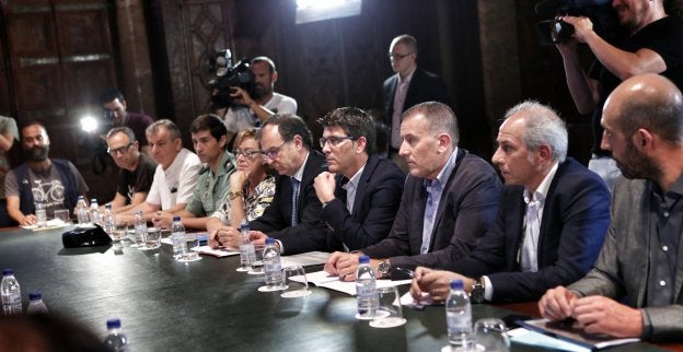 El presidente de la Diputación, Jorge Rodríguez, en la reunión celebrada en el Palau de la Generalitat. Cuéllar/