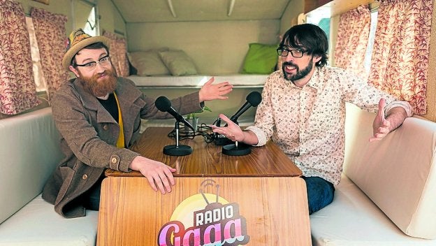'Radio Gagá' será conducido por Quique Peinado y Manuel Burque. /