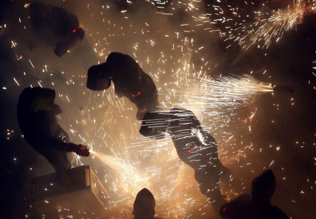 Tiradores durante una Cordà en Paterna.