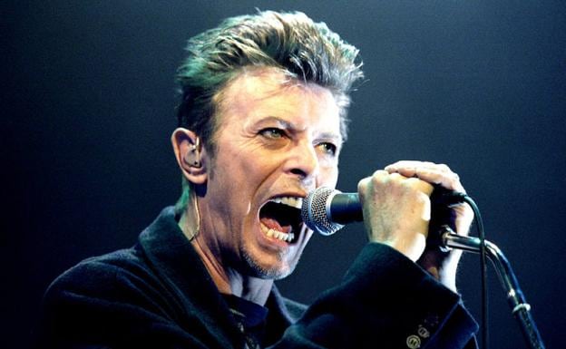 David Bowie supera los 1.000 millones de escuchas en Spotify David-bowie-canta-concierto-ktT-U406631651700WG-624x385@RC