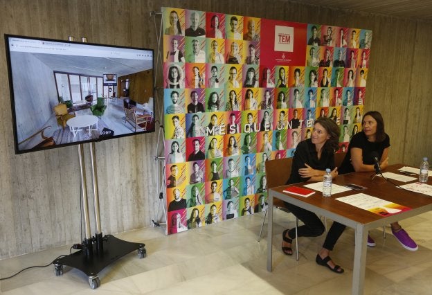 María Oliver y Olga Álvarez presentaron ayer la nueva programación del TEM y los cambios en Las Naves.