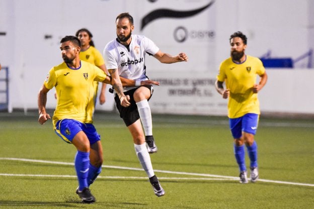 El Ontinyent superó al Orihuela en la semifinal de la Copa Federación.