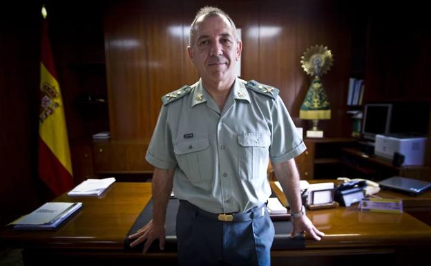Fernando Santafe, en su despacho.