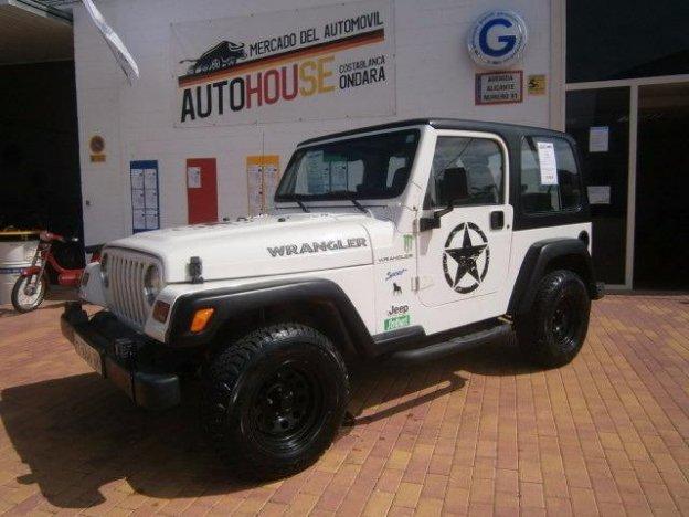 El Jeep Wrangler de 1999 es el modelo más exótico.