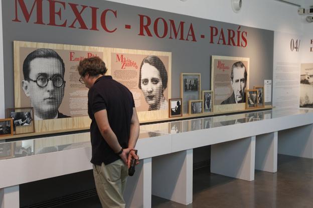 La exhibición se podrá visitar hasta el 12 de noviembre en el MuVIM. / manuel molines