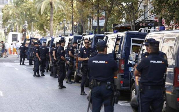 Dispositivo policial del 9 d'Octubre /Jesús Signes