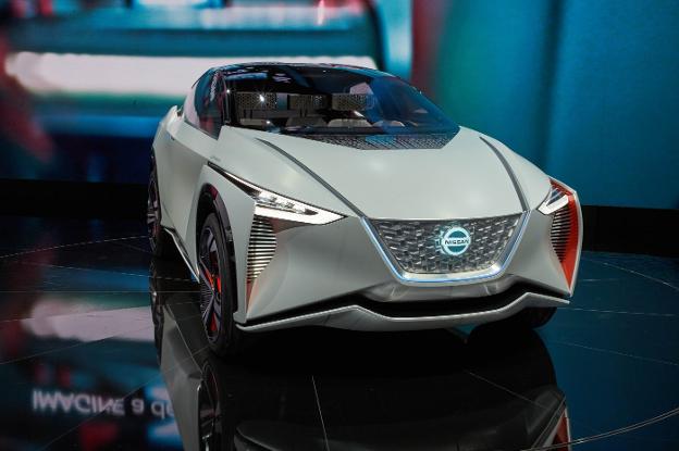 Peculiar diseño para este crossover eléctrico de Nissan./