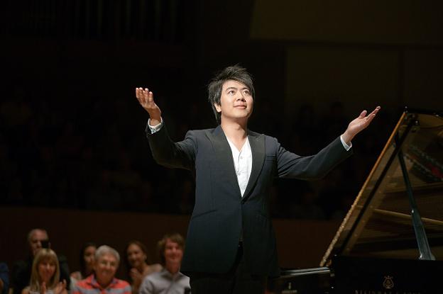 El pianista chino Lang Lang, en uno de sus conciertos en el Palau de la Música. / lp