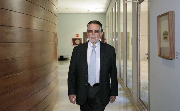 El juez confirma el millón de euros de fianza para Grau por la presunta financiación irregular del PP
