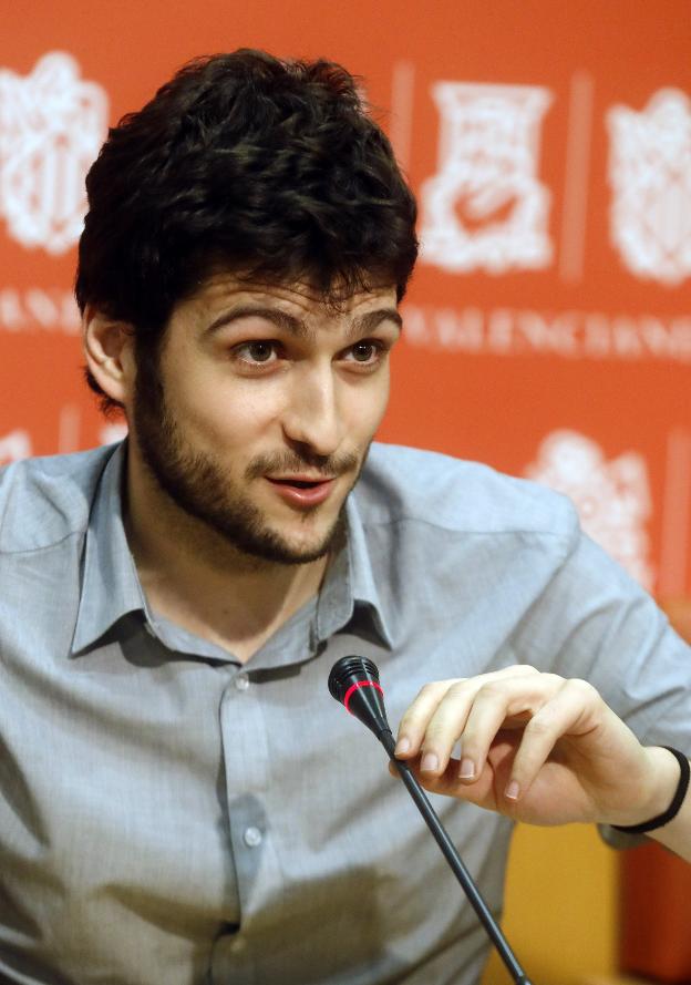 Antonio Estañ, portavoz de Podemos en Les Corts. / efe