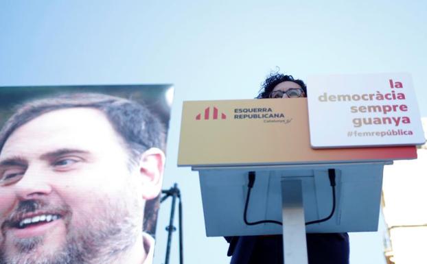 La imagen de Junqueras junto a Marta Rovira. /Reuters