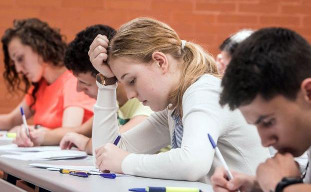 Los alumnos de Bachillerato tendrán más horas de clase el próximo curso