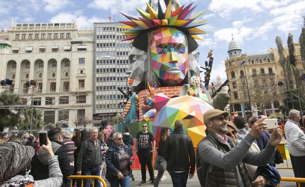 Público en la falla municipal. / damián torres