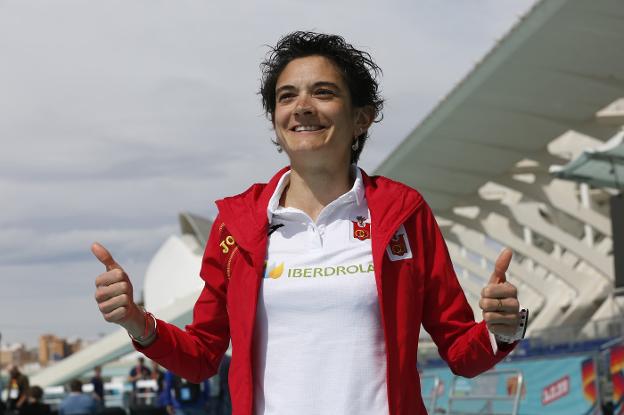 Marta Esteban, ayer, en la meta de Valencia. / Jesús Signes