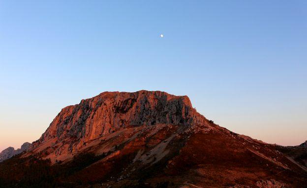 La Sierra de Bernia es un destino ideal para disfrutar de la naturaleza en la Comunitat. /Wikimedia Source