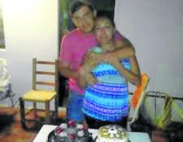 La asesina de Jenny Judith simulando el embarazo en las redes sociales. / r. c.