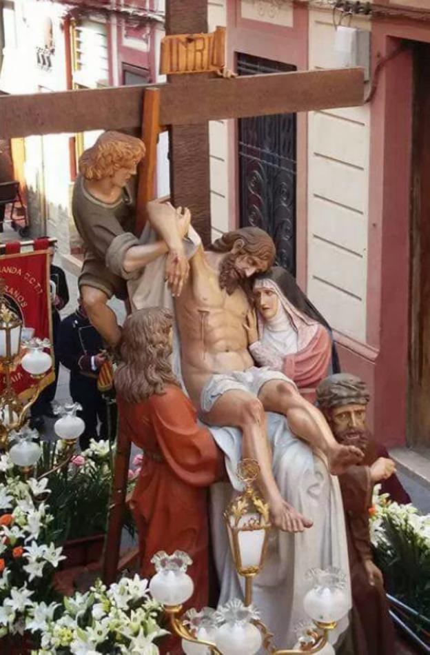 Conjunto de la hermandad Descendimiento del Señor. / lp