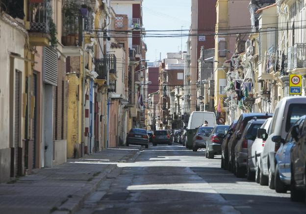 Uno de los puntos degradados del Cabanyal. / damián torres