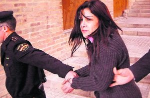 La mujer que degolló a su pareja. :: ASOCIACIÓN FOTOGRÁFICA/