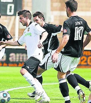 Mestalla y Ontinyent, durante el encuentro de ayer. ::
VALENCIA CF/