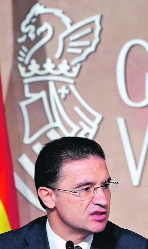 Serafín Castellano, conseller de Gobernación. ::
EFE/