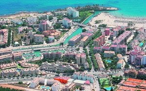 Vista aérea de la zona del Pla, la Fontana y el Arenal de Xàbia. ::
LP/