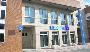En la Biblioteca Municipal también se realizarán medidas de eficiencia energética. LP/