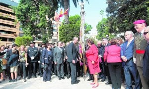 Final de la procesión cívica del pasado 9 d'Octubre. :: TXEMA RODRÍGUEZ/