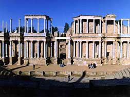 El Teatro Romano de Mérida tras la restauración que llevó a cabo el arquitecto Antonio Almagro./