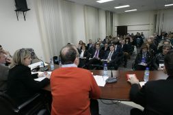 Pleno de la Mancomunidad celebrado en Beneixida que originó este enfrentamiento./