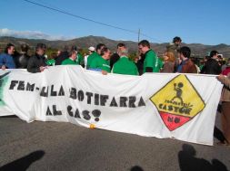 Una de las protestas contra la planta de gas de Vinaròs, el pasado año./
