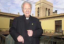 Ramón Arnau, es deán de la Catedral y miembro de la AVL./