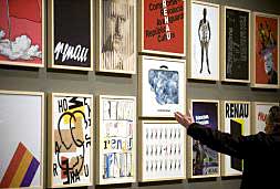 Obras de algunos de los 145 artistas europeos y latinoamericanos inspiradas en Renau./