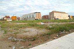 Terrenos en los que se construirá el Centro Polivalente Verge de la Salut./