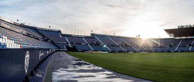 El Levante Tendra 1 600 Asientos Mas Con La Nueva Cubierta Del