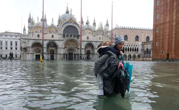 Venecia, afectada por una marea alta histórica