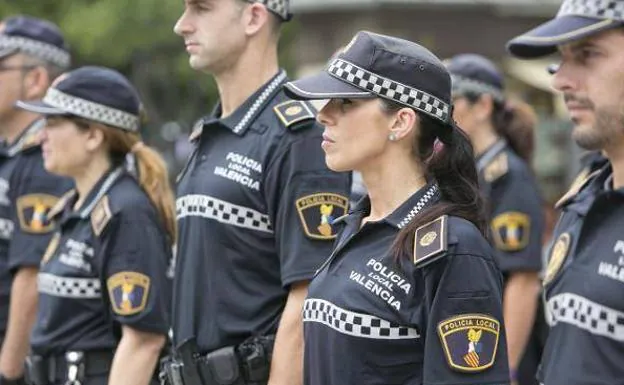 Agentes de la Policía Local./Damián Torres