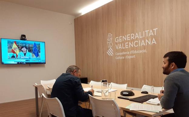 Vicent Marzà y Miguel Soler, durante la Conferencia Sectorial de Educación de esta mañana./ LP