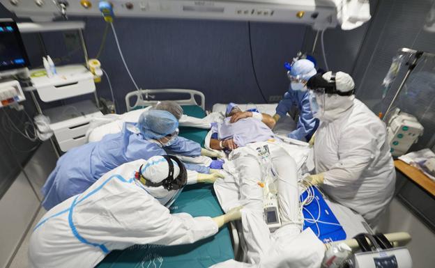 Hospital admissions triple in one month and already over 4,200 patients