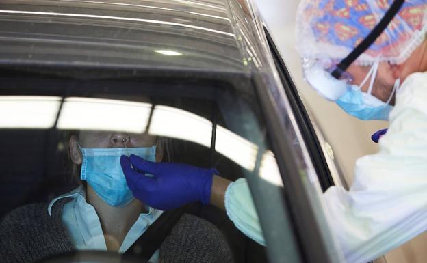 The Valencian Community detects 74 new outbreaks of coronavirus, one of them with 18 people.