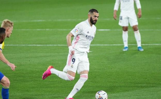 Karim Benzema, durante el partido contra el Cádiz. /EP