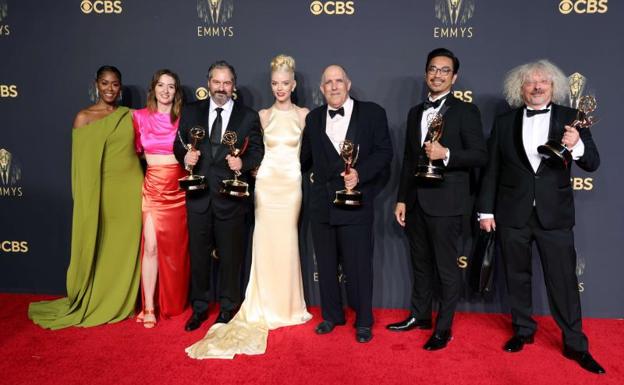 Netflix se corona en los Emmy con 'The Crown'