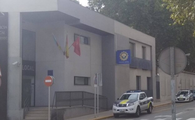 Sede de la Policía Local de Xàtiva. /lp
