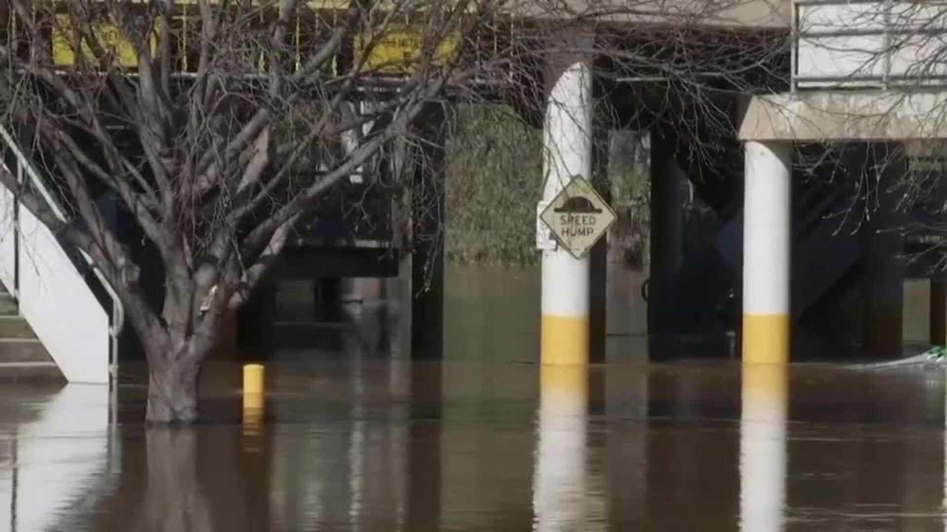 Las Lluvias Torrenciales Causan Graves Inundaciones En Nueva Gales Del