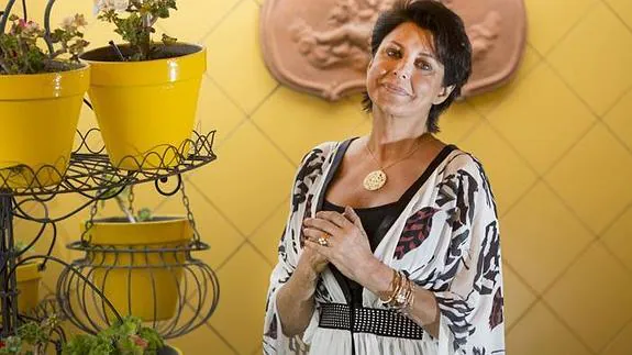 Amigos Y Familiares Dan El último Adiós A María Pineda | Las Provincias